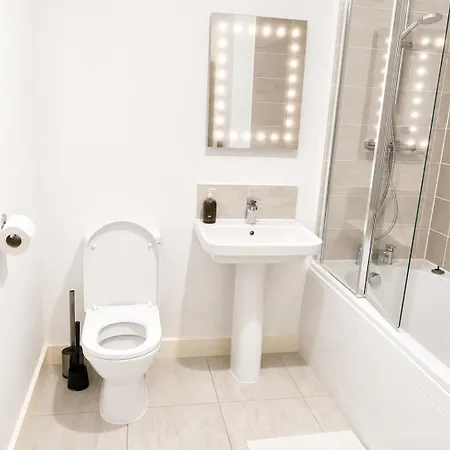 Σπίτι διακοπών Igloo Magnolia Luxe Townhouse I Free Parking Λιντς