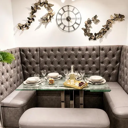 Igloo Magnolia Luxe Townhouse I Free Parking Λιντς