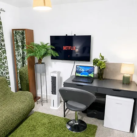 Igloo Magnolia Luxe Townhouse I Free Parking * Λιντς