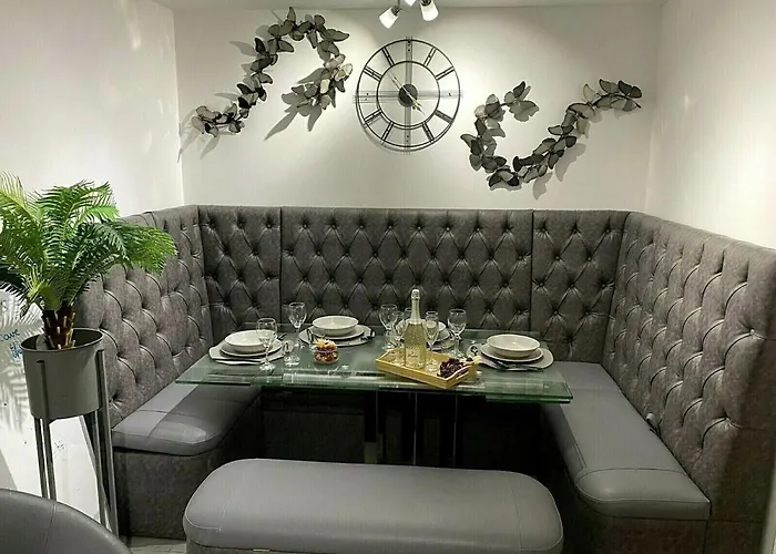 Будинок відпочинку ☆igloo Magnoliaview Luxe Townhouse + Free Parking☆