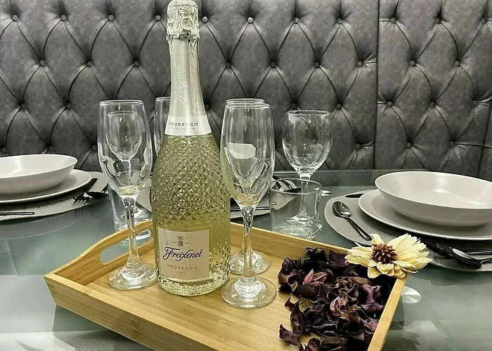 Будинок відпочинку ☆igloo Magnoliaview Luxe Townhouse + Free Parking☆