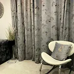 Igloo Magnolia Luxe Townhouse I Free Parking Semesterbostad