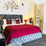 Igloo Magnolia Luxe Townhouse I Free Parking * Leeds (West Yorkshire)