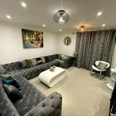 Tatil Evi ☆igloo Magnoliaview Luxe Townhouse + Free Parking☆ *