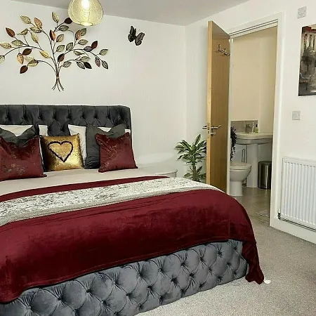☆igloo Magnoliaview Luxe Townhouse + Free Parking☆ Holiday home *