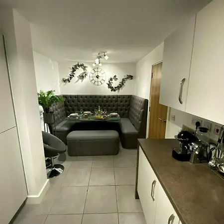 ☆igloo Magnoliaview Luxe Townhouse + Free Parking☆ Leeds (West Yorkshire)