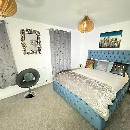 ☆igloo Magnoliaview Luxe Townhouse + Free Parking☆ Semesterbostad Leeds (West Yorkshire)