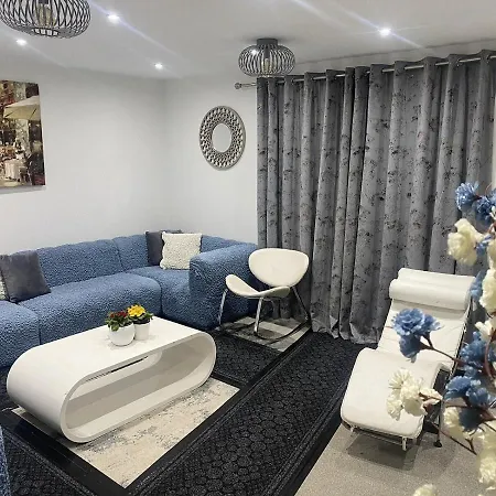 ☆igloo Magnoliaview Luxe Townhouse + Free Parking☆ Semesterbostad Leeds (West Yorkshire)