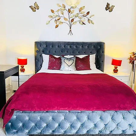 Igloo Magnolia Luxe Townhouse I Free Parking * 利兹