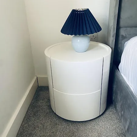 Semesterbostad Igloo Magnolia Luxe Townhouse I Free Parking *