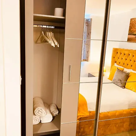 Igloo Magnolia Luxe Townhouse I Free Parking Semesterbostad Leeds (West Yorkshire)