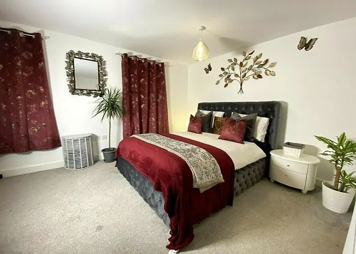 Semesterbostad ☆igloo Magnoliaview Luxe Townhouse + Free Parking☆ Leeds (West Yorkshire)