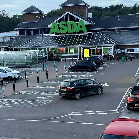 ☆igloo Magnoliaview Luxe Townhouse + Free Parking☆ 利兹